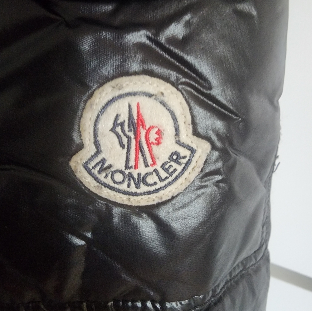Moncler Black Puffer Jacket - Picture 10 of 14